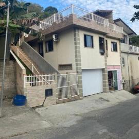 Casa na Praia Araçá, hotel in Bombas