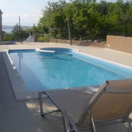 Apartmani Adriatica, Hotel in Dramalj
