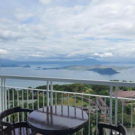 Wind Residences Tagaytay Tower 3, hotel in Galicias