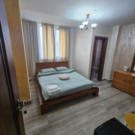 The Bridge House, hotel u gradu Balş