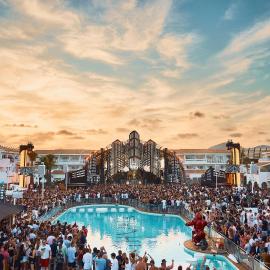 Ushuaïa Ibiza Beach Hotel - Adults Only - Club Entrance Included, hotel in Playa d'en Bossa