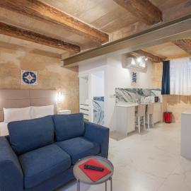 Palazzo Stella Ground Floor Studio by Vallettastay, hotel i Valletta