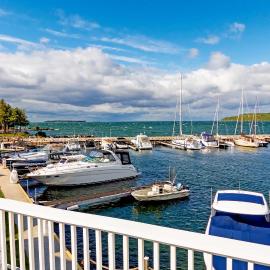 Harbor Guest House, hotell i Fish Creek