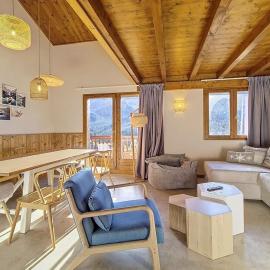Appartement rénové 8 pers · Proche pistes · Balcon · Sauna - FR-1-344-752, hotel in Levassaix