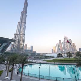 Skyline Serenity Holiday Home I Grandeur 2 Bedroom Apartments I Burj Khalifa & Fountain Views I Free Parking, Gym, Pool & Wi-Fi