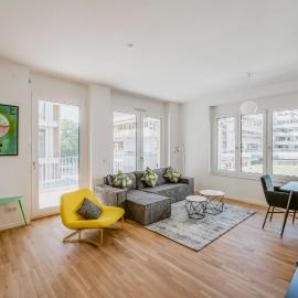 EXQUIS Luxus 2BR Apartment ETRO I Balcony I Family-friendly I Mercedes I Home Office, hotell sihtkohas Böblingen