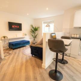 Pristine Purfleet Newly Renovated 2Bed, 2Bath, hotell sihtkohas Purfleet
