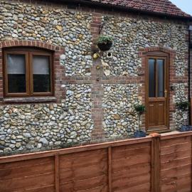 The Ducks - Gorgeous Norfolk Upside down Cottage - with Lazy Spa