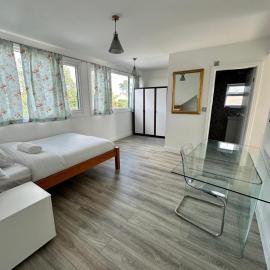 Fairestone House, Hotel in Glenfield