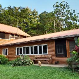 Barton Creek Unique Resort, Hotel in Sayab Camp