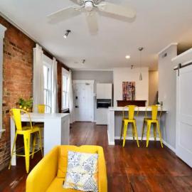 Walk to Everything - Sports, Food, Music, Downtown