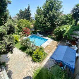 Irina,s Garden Guest House near Caspian Sea