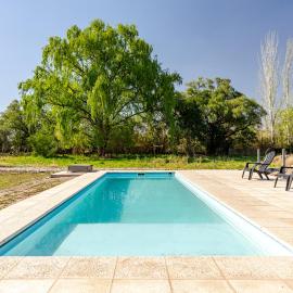 Cabaña entre Viñedos con Vista Panorámica y Piscina: Cruz de Piedra'da bir otel
