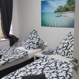 Work and stay Eschweiler 6 Betten 5 Schlafzimmer 2 Etagen, Hotel in Hehlrath