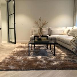 Modern Luxurious Apartment 90 m2، فندق في دوتينخيم
