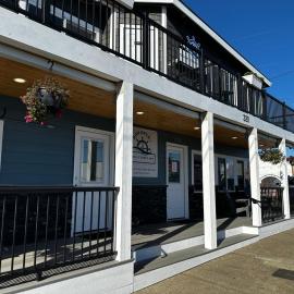 Dock Street Inn, hotel di Westport