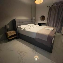 Anais apartment، فندق في بريفيزا