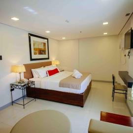 Belltower CSheLi Suites Bantay - Vigan, hotel en Vigan