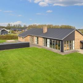 Luxury Retreat by Fjord - By Traum Ferienwohnungen, hotelli kohteessa Tarm