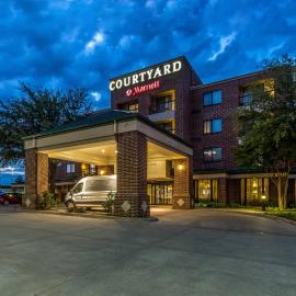 Courtyard Dallas DFW Airport South/Irving, hotel di Irving