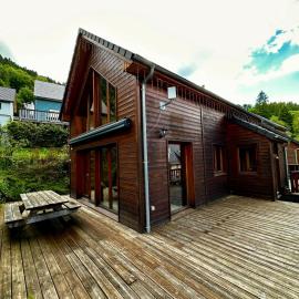 Chalet Le Salers 10pers Le Mont Dore, hotel in Mont-Dore