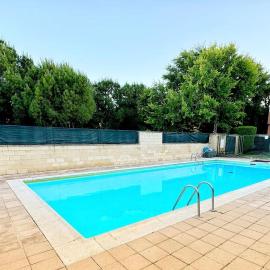 Casa Ribera del Pisuerga - Piscina privada、アロヨ・デ・ラ・エンコミエンダのホテル