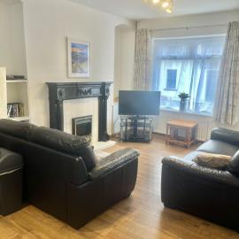 Jrs place, ξενοδοχείο σε Merthyr Tydfil