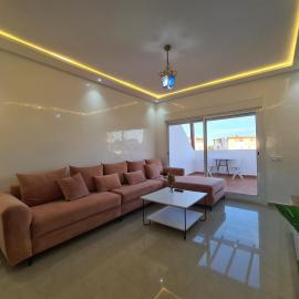 Superbe appartement avec une vue panoramique sur piscine