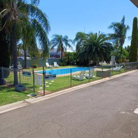 Billabong Motel โรงแรมในกันดาห์