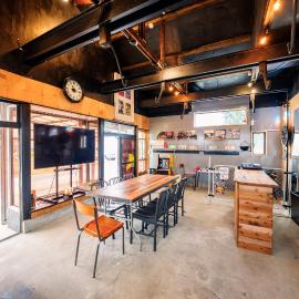 秘密基地白子ベース, Hotel in Shirako