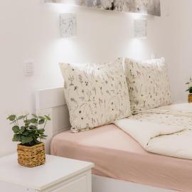 Guest House LILA, hotel in Sombor