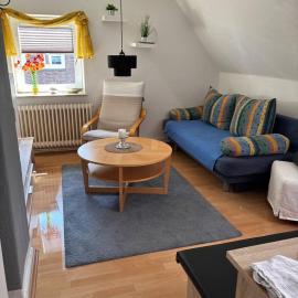 Ferienwohnung zwischen Hooksiel und Südstrand, mit Badewanne und TV