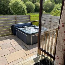 Wild Oats Lodge 17 - Yellowtop Country Park - Hot Tub - Yorkshire, hotelli Yorkissa