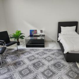 TheLabel Residences Frankfurt - BASEMENT STUDIO, Shared Bathroom
