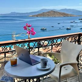 Maestro apartment Chalki, hotel u gradu Halki