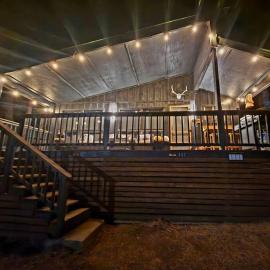 Cozy mountain cabin close walk to Midtown with AC