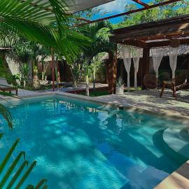 Hotel Nojoch Nah, khách sạn ở Valladolid