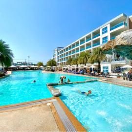 GrandBlue Condo 506, hotel in Ban Tha Fat
