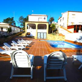 Villa Fernando 12 personas 8km Lloret de Mar, Hotel in Girona