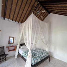 Julio Amed Guest House, hotel a Karangasem