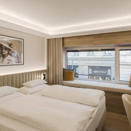 Hotel Schwarzer Bär, hotel v Linci