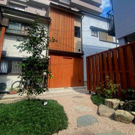 神戸 - 三宮から車で10分 - 日本庭園のあるタイニーハウスの宿 , Kobe - Sannomiya 10 min - Max4, khách sạn ở Kobe