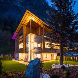Chalet S Apartments، فندق في كامبو توريس