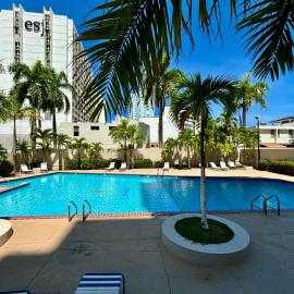 Isla Verde Modern Apartment with Pool