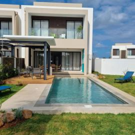 Villa Takamaka à Azuri Smart City, Mauritius, hotel in Roches Noires