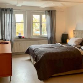 Modern wohnen im Fachwerkhaus im Herzen Wolfhagens - 2 Schlafzimmer, Parkplatz - B1