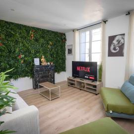 Évasion Zen Tropic au Cœur de Châteaudun, hotel u gradu Šatoden