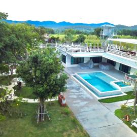 The Pano Hill, hotell i Pak Chong