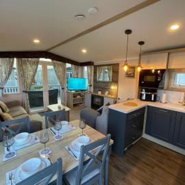 Golden Palm Resort - Bordeaux Deluxe - Coastal Caravan Breaks