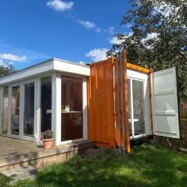 Viesnīca Containerwoning op schitterende locatie pilsētā Milsbeek